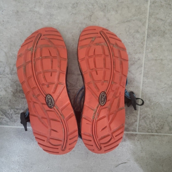 Chacos - Picture 3 of 3